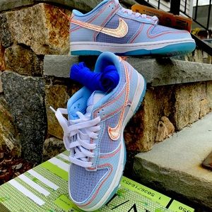 SOLD - Dunk Low x Union Passport Argon  sz 3.5mens/5womens